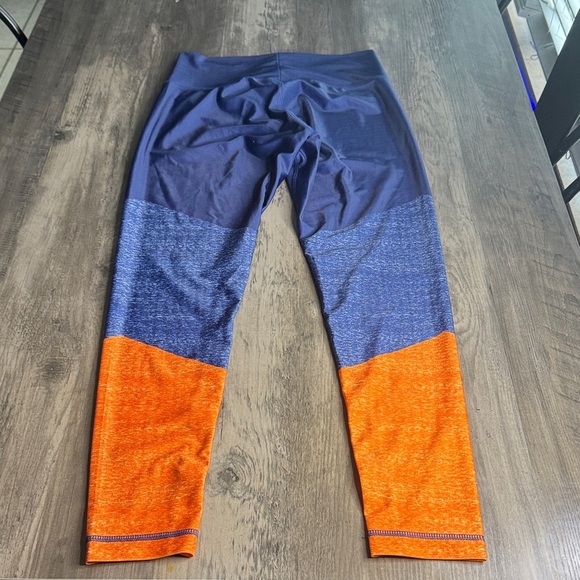 NFL Denver Broncos Navy and Orange Leggings - Picture 5 of 5